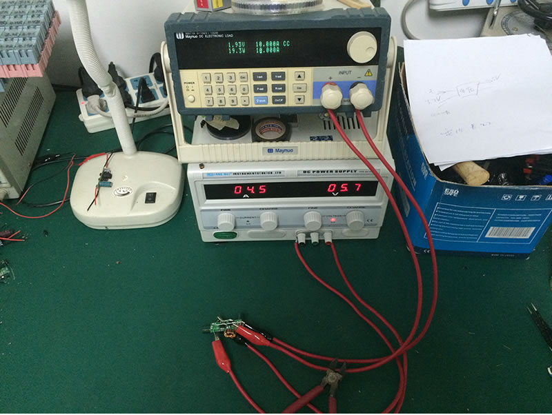 7.4v轉(zhuǎn)2.2v-10A低壓降壓芯片-DFN3*3-10封裝,第2張 7.4v轉(zhuǎn)2.2v-10A低壓降壓芯片-DFN3*3-10封裝,第2張